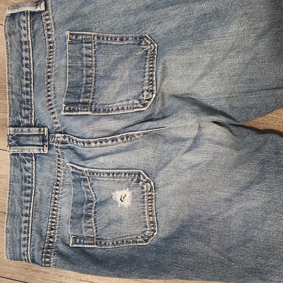 The Diva Distressed Women's Jeans - Picture 5 of 6